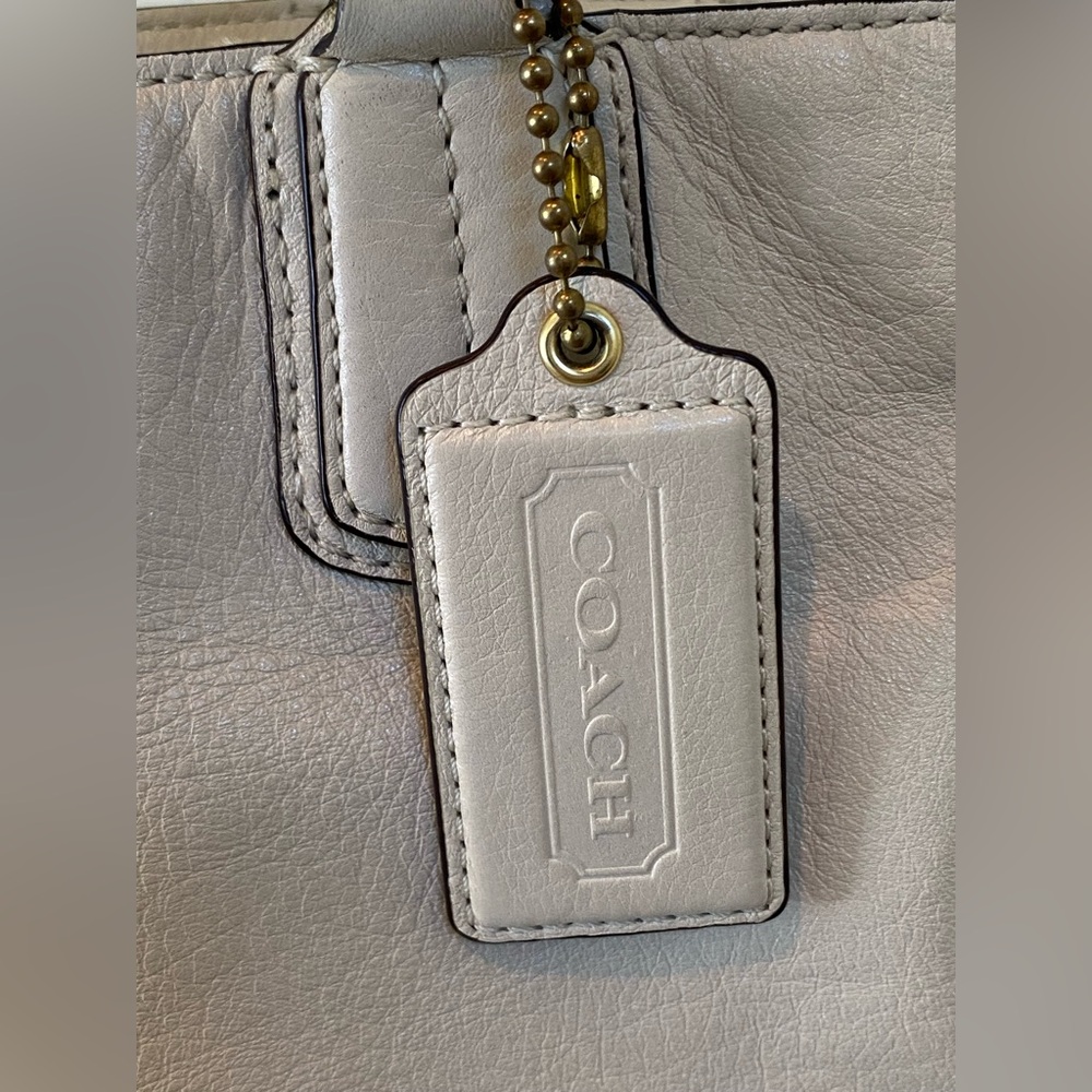 Coach Ivory Leather Tote with Gold Chain and Leather Straps Retail Style 20466 - Picture 14 of 16